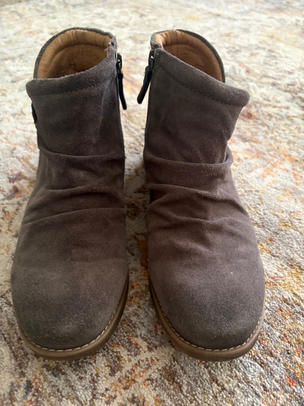 Comfortiva Gray Leather Ankle Boots